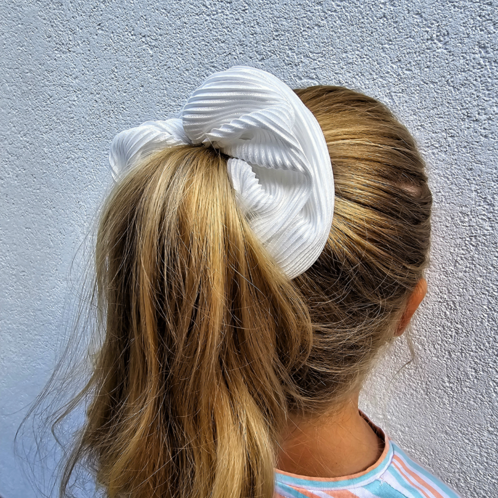 Scrunchie gumička do vlasů WHITE PRINY4